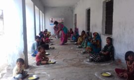 मुख्यमंत्री दीदी किचन द्वारा लाखों लोगों को भोजन कराया जा रहा