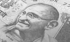 गुरको सीसीएल से एक व्यक्ति जाली नोट के साथ पकड़ाया