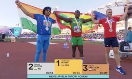 नीरज चोपड़ा ने रचा इतिहास, वर्ल्ड चैम्पियनशिप में जीता सिल्वर मेडल