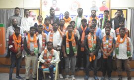 भीम आर्मी के सदस्यों एवं कांग्रेस के युवा कार्यकर्ताओं ने थामा भाजपा का दामन