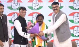 झारखंड भाजपा को झटका, मांडू विधायक जेपी पटेल कांग्रेस में शामिल