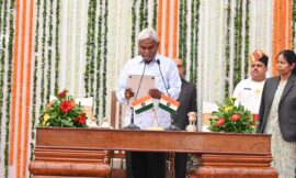 माननीय राज्यपाल ने राजभवन में मंत्री गणों को पद और गोपनीयता की शपथ दिलाई