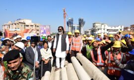 हेमन्त सोरेन ने मेकॉन चौक से सिरमटोली चौक तक बन रहे निर्माणाधीन फ्लाईओवर का औचक निरीक्षण किया