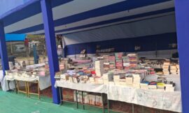 जिला स्कूल मैदान परिसर में आयोजित राष्ट्रीय पुस्तक मेला आज से आम लोगों के लिए खुल गया