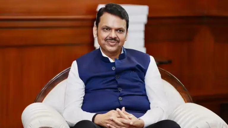 महाराष्ट्र कांग्रेस अध्यक्ष का “औरंगज़ेब” बयान, देवेंद्र फडणवीस पर तंज से बढ़ा विवाद