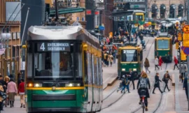 फिनलैंड लगातार 8वीं बार दुनिया का सबसे खुशहाल देश, भारत की रैंकिंग में सुधार