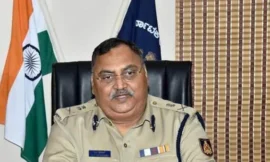 कर्नाटक के पूर्व पुलिस प्रमुख ओम प्रकाश की हत्या: पत्नी ने मिर्ची पाउडर फेंका, बांधा और चाकू से किया हमला – सूत्रों के हवाले से चौंकाने वाला खुलासा