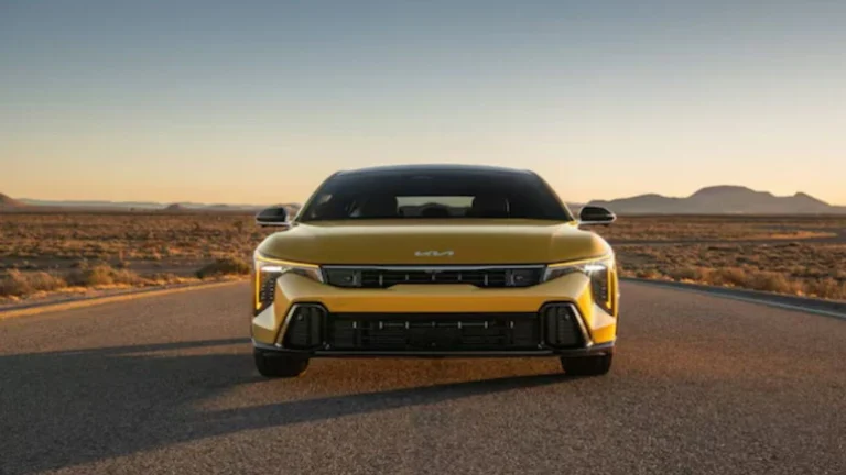 Volkswagen Golf को टक्कर देने आ रही है Kia K4 Hatchback, New York Auto Show में हुई पहली झलक