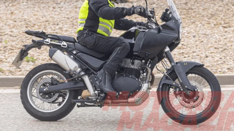 Read more about the article रॉयल एनफील्ड हिमालयन 750 टेस्टिंग के दौरान स्पॉट, नए फीचर्स का खुलासा