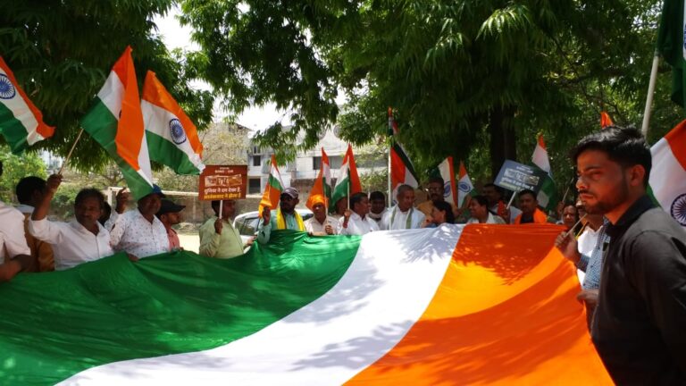 ऑपरेशन सिंदूर के सफलता को लेकर भारतीय सेवा के सम्मान में तिरंगा यात्रा