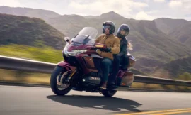 भारत में लॉन्च हुई 2025 होंडा गोल्ड विंग टूर 50वीं एनिवर्सरी एडिशन