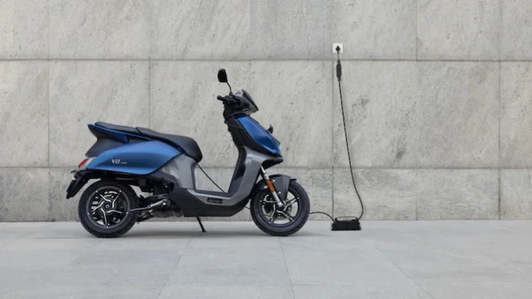 Read more about the article 1 जुलाई को दो नए इलेक्ट्रिक स्कूटर लॉन्च करेगा