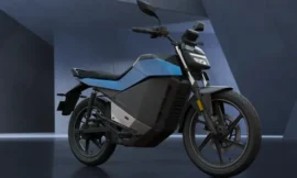 ओला रोडस्टर एक्स इलेक्ट्रिक मोटरसाइकिल की डिलीवरी दिल्ली में शुरू