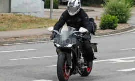 टीवीएस एमडी सुदर्शन वेणु को नॉटन V4 का विदेशी टेस्टिंग करते देखा गया, नवंबर में होगा डेब्यू