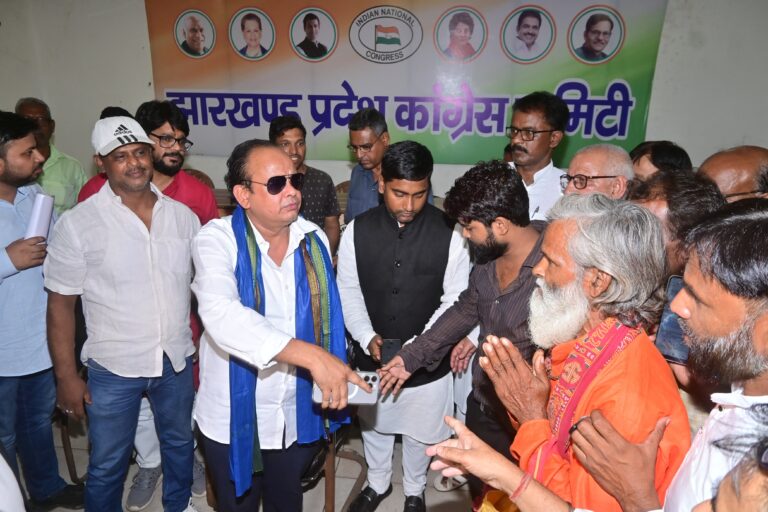 स्वास्थ्य मंत्री इरफान अंसारी का जनता दरबार लगाया गया